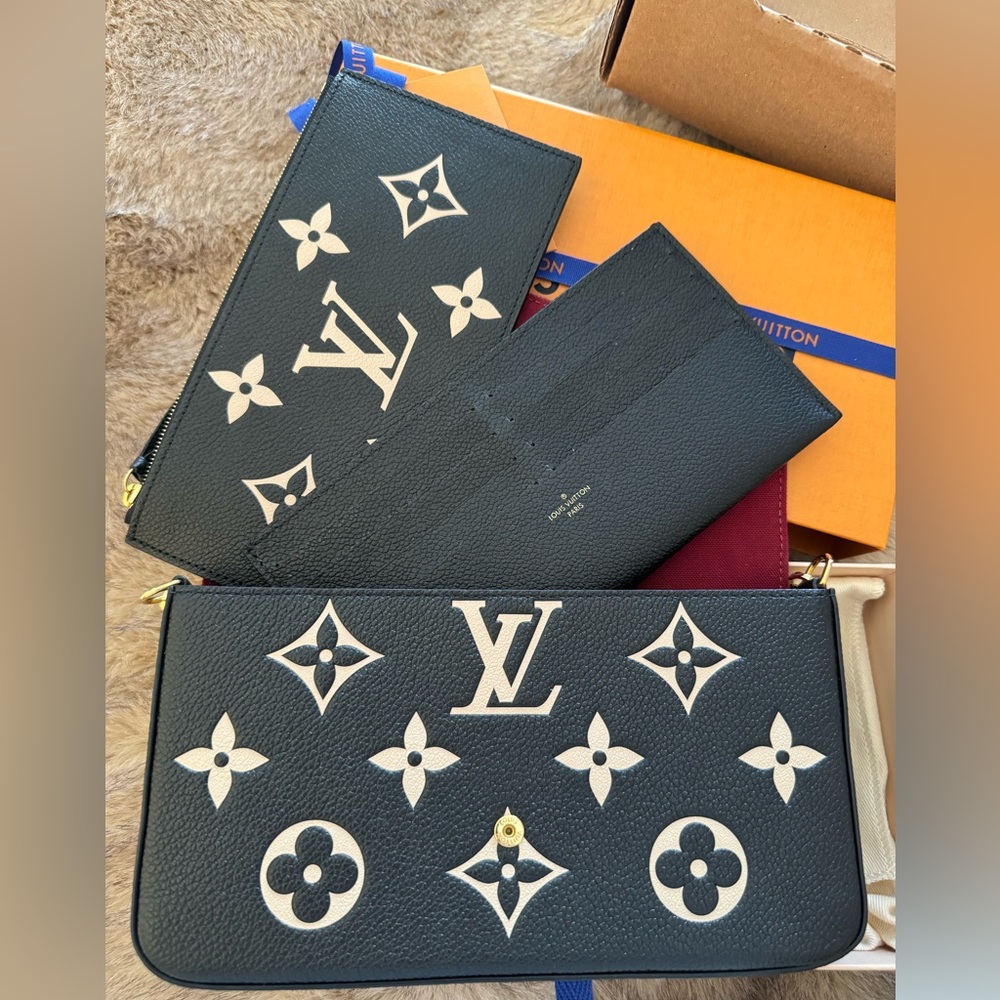 Louis Vuitton Felicie’ Pochette Vachetta leather chain wallet